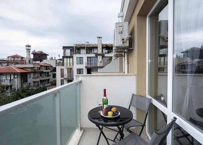 Searent Sunlit With Terrace & Wine Evenings 2 Min Harmani Apartment Sozopol